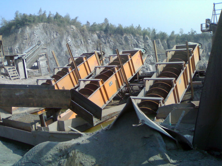 What Makes Chinese Hammer Crushers Ideal for Coal and Limestone Crushing?